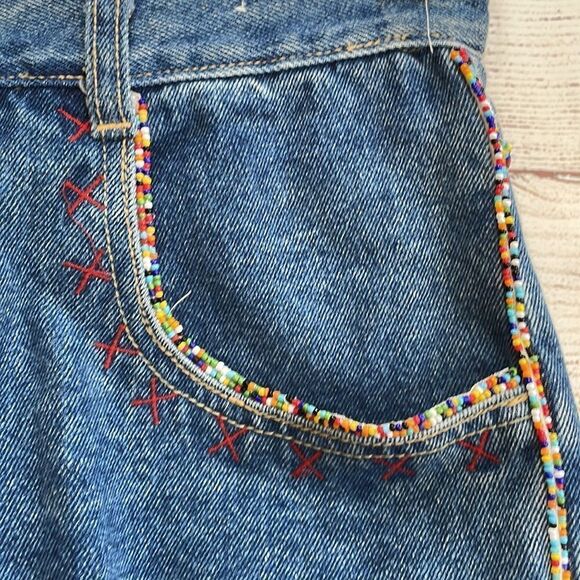 VINTAGE ZANADI BEADED AND EMBROIDERED HIGH RISE JEANS - Picture 5 of 13